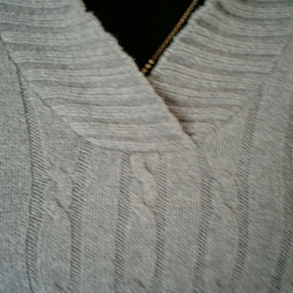 Sweater - Picture 2 of 3